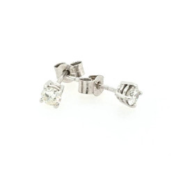 Pre Owned 18ct White Gold Diamond Studs ZT886